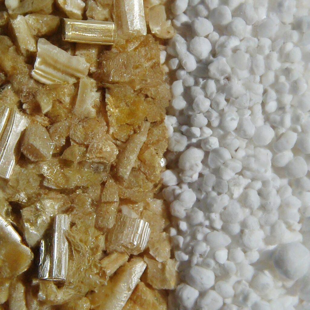 Vermiculite-vs-Perlite